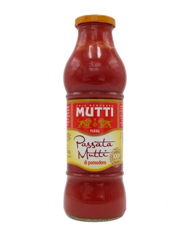 Mutti Tomato Puree Glass Jar 700 Grams